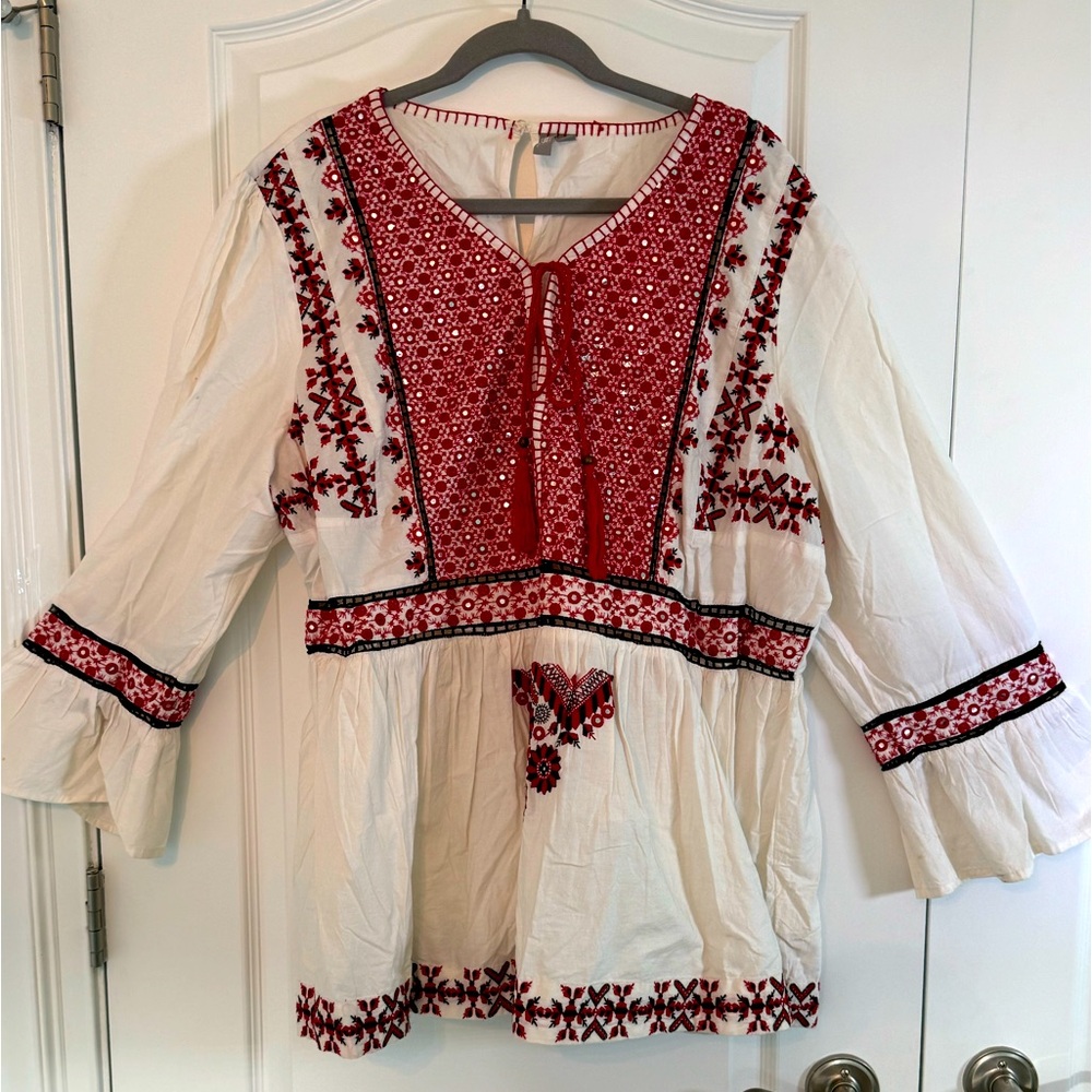 Asos Size 24 boho top, embroidery & tiny mirrors make this top a MUST!